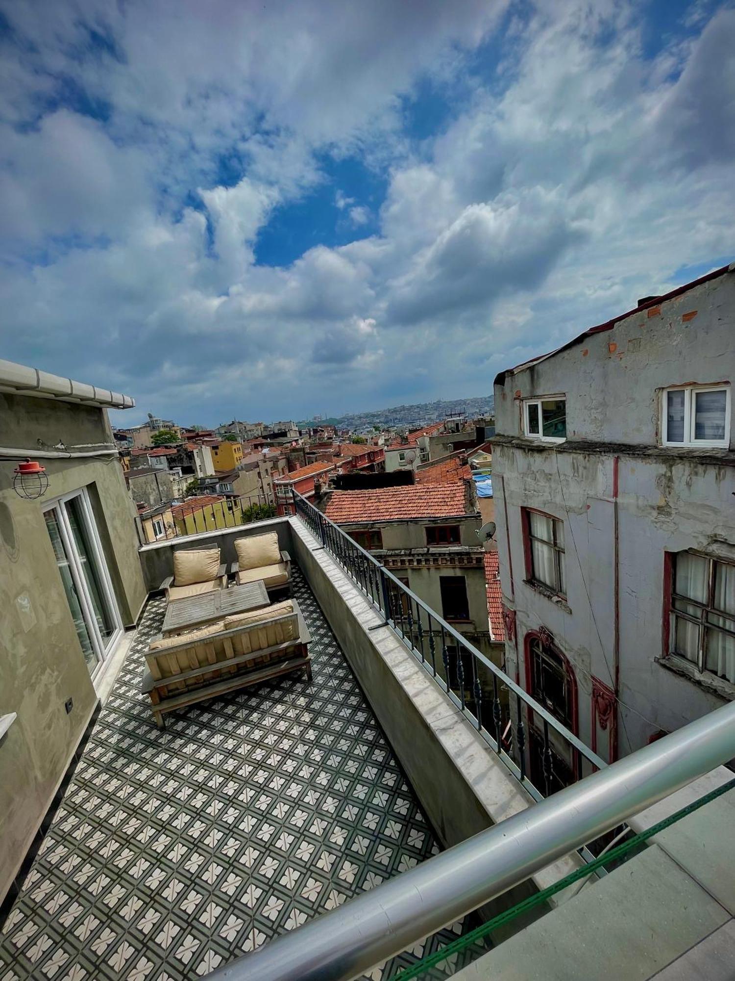 Elegance Aparts Cihangir Стамбул Екстер'єр фото